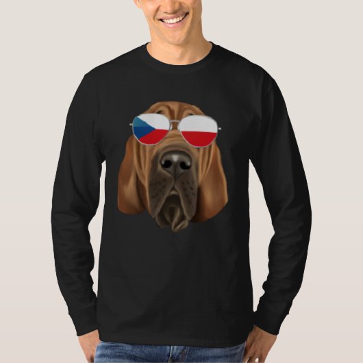 Czech Flag Bloodhound Dog Czech Republic Pocket T-Shirt (Vorderseite)