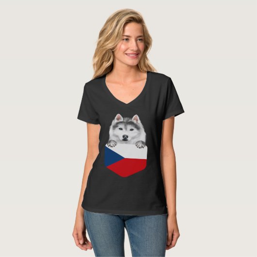 Czech Republic Flag Siberian Husky Dog In Pocket T-Shirt (Vorderseite Vollansicht)