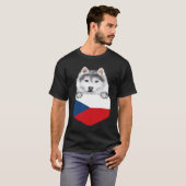 Czech Republic Flag Siberian Husky Dog In Pocket T-Shirt (Vorne ganz)