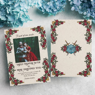 D20-Monogramm rote Rosen RPG-Themenhochzeit Save The Date