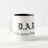 D.A.D.D. ZWEIFARBIGE TASSE (Vorderseite Links)