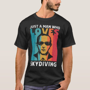 D B Cooper Nur Ein Mann Der Skydiving Liebt Urban  T-Shirt