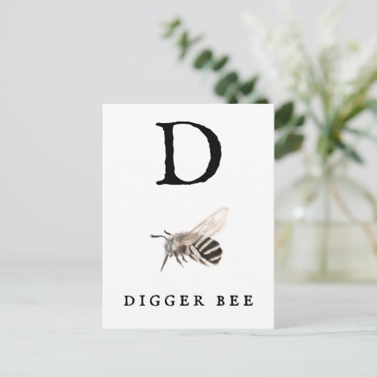 "D" Digger Bee Postkarte (Stehend Vorderseite)