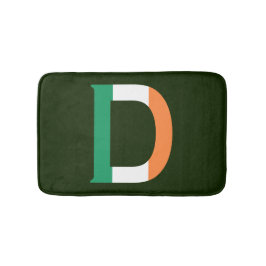 D Monogram überlagert sich auf irischer Flagge Badematte
