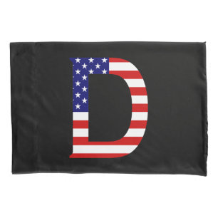 D Monogram überlagert sich auf US Flag bedpccn Kissenbezug