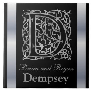 D Monogramm und Name "Besque on Black" Keramik Til Fliese
