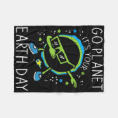 Dab Earth Solar Eclipse Go Planet Ihre Erde D Fleecedecke (Vorderseite (Horizontal))