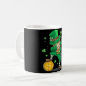 Dabbing Leprechaun St. Patrick's Day Lustiger Iris Kaffeetasse (Vorderseite Links)