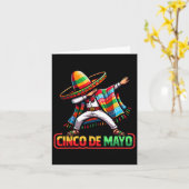 Dabbing Mexican Poncho Cinco De Mayo Fiesta 2 Karte (Gelbe Blume)