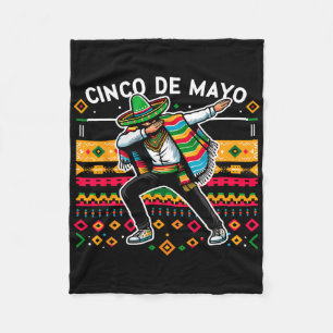 Dabbing Mexican Poncho Cinco De Mayo Fiesta 4 Fleecedecke