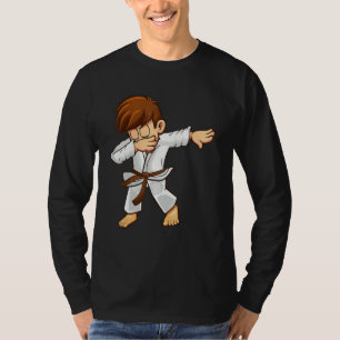 Dabbing-Militärkünstler mit braunem Gürtel Karate T-Shirt