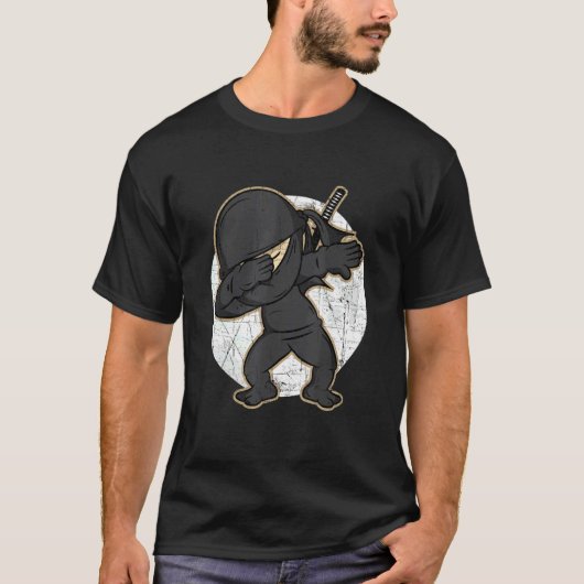 Dabbing Ninja Distressed Ninja Kostüm T-Shirt (Vorderseite)