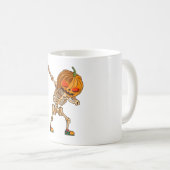 Dabbing Pumpkin - Beängstigendes Skelettkostüm - H Kaffeetasse (VorderseiteRechts)