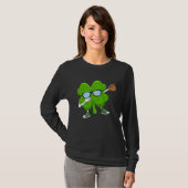 Dabbing Shamrock cricket St Patricks Day Men Women T-Shirt (Vorne ganz)