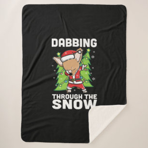 Dabbing Through Snow Chihuahua Weihnachtshund Sherpadecke