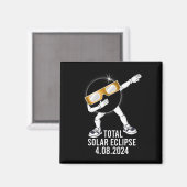 Dabbing Total Solar Eclipse 04.08.2024 Fun Dab Boy Magnet (Vorderseite/Rückseite)