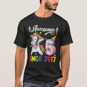 Dabbing Unicorn 5. Geburtstag Phantastisch 2017 5  T-Shirt