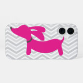 Dachshund + Grauer Chevron iPhone 16 Hülle (Rückseite (Horizontal))