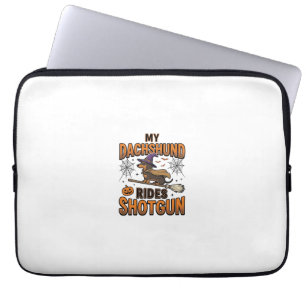 Dachshund Halloween Hexenbesen fährt Shotgun-Shirt Laptopschutzhülle