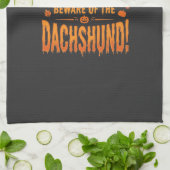 Dachshund Halloween Hexenwarnung Typografie Vecto Geschirrtuch (Gefaltet)