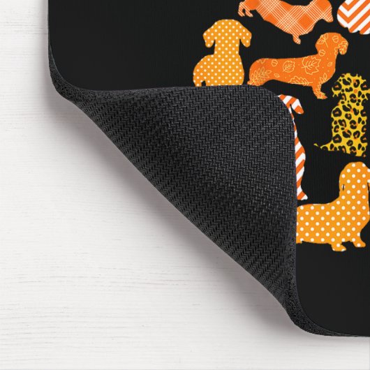 Dachshund Pumpkin Shape Plaid Leopard Dog Autumn H Mousepad (Ecke)