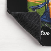 Dachshund trinkt Eiskaffee Baseballfeld live Mousepad (Ecke)