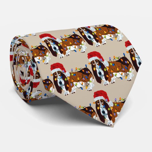 Dachshund verwirrt in den Weihnachtslichtern Krawatte (Gerollt)