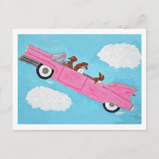 Dachshunde in rosa Cabrio am Himmel Einladungspostkarte