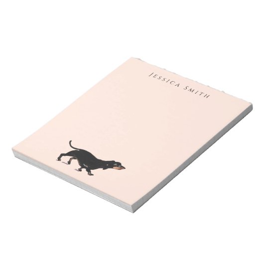 Dackel auf Rosa Notizblock (Rotiert)