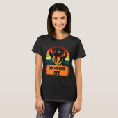 Dackel Dog Retro Farben T-Shirt (Vorne ganz)