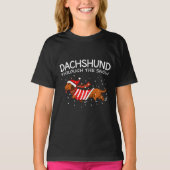 Dackel durch den schneewitzigen Hund Weihnachten T-Shirt (Vorderseite)