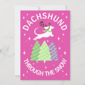 Dackel durch die Weihnachtskarte des Schnees Einladung (Vorderseite)