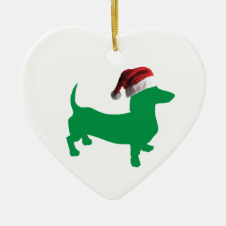 Dackel in Grün mit einem Weihnachtshut Keramik Ornament