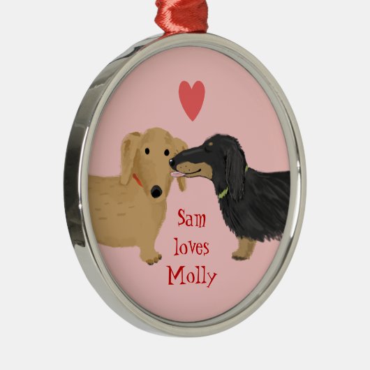 Dackel-Kuss mit Herz-und Gewohnheits-Text Silbernes Ornament (Rechts)