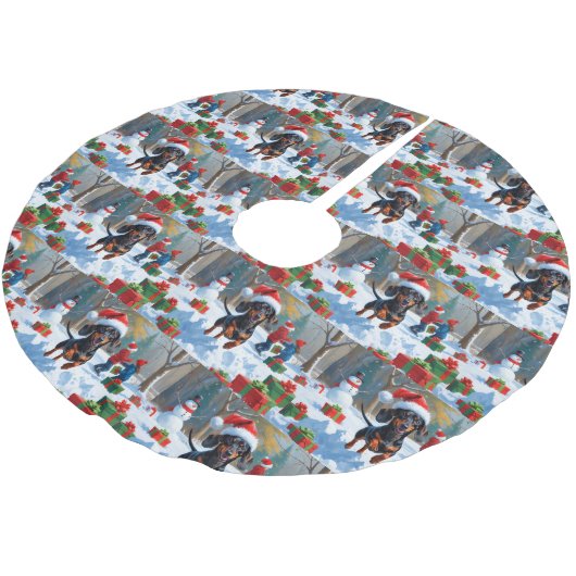 Dackel läuft im Schnee mit Weihnachtshut Polyester Weihnachtsbaumdecke (Schrägansicht)