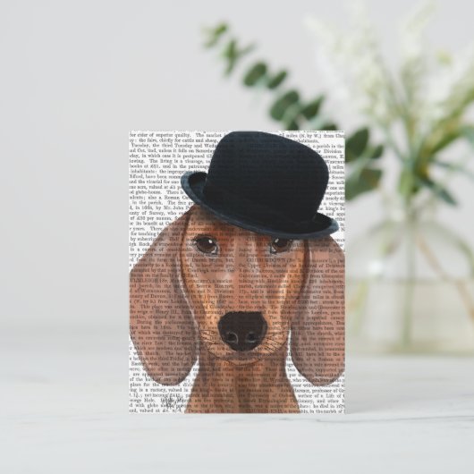 Dackel mit Black Bowler Hat Postkarte (Stehend Vorderseite)