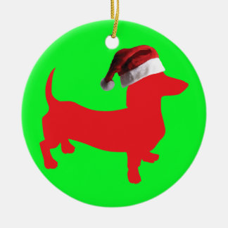 Dackel mit einem Weihnachtshut zu Weihnachten Keramik Ornament
