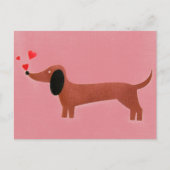 Dackel mit kleinen roten Herzen Postkarte (Vorderseite)