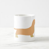 Dackel und tan Silhouette Kaffeetasse (Mittel)