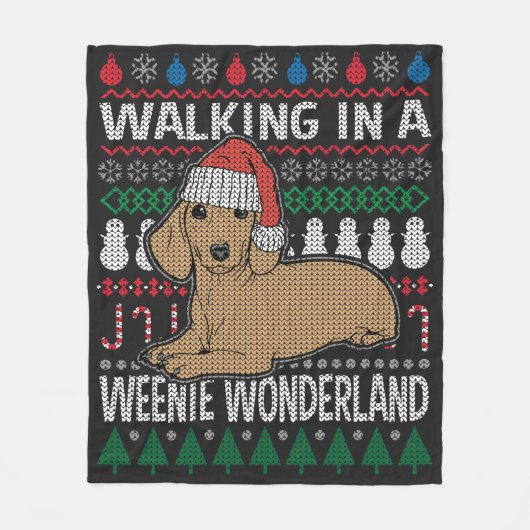 Dackel Wandern in einem Würstchen Wunderland Fleecedecke (Vorderseite)