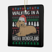 Dackel Wandern in einem Würstchen Wunderland Keramikornament (Links)