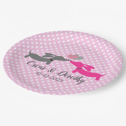 Dackel Wedding Personalize Pink Kissing Dackeln Pappteller (Schrägansicht)