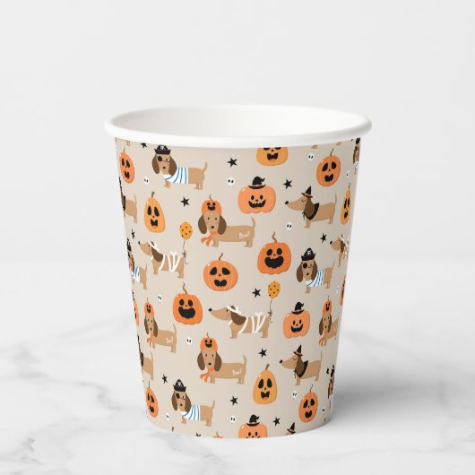 Dackeln im Halloween-Kostümmuster Pappbecher (Rückseite)