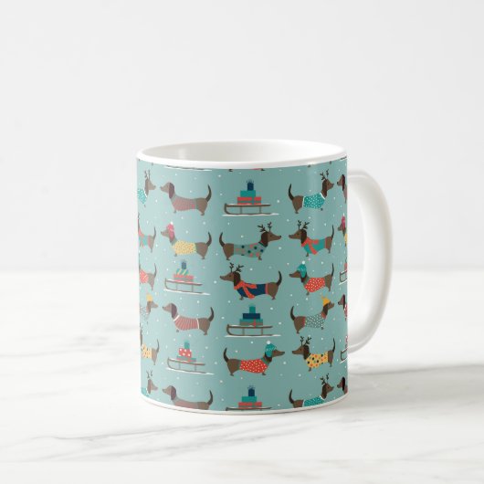 Dackeln mit Geschenken und Schlitten Muster Kaffeetasse (VorderseiteRechts)