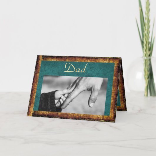 Dad & Child Hands Father's Day Karte (Vorderseite)