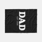 Dad Est. 2026 Logo Father 2026 Loading New Dad 202 Fleecedecke (Vorderseite (Horizontal))