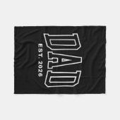 Dad Est 2026 Pregnancy Announcement For Dad Men Fa Fleecedecke (Vorderseite (Horizontal))