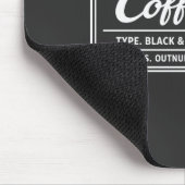 Dad Fuel Kaffee – Schwarz & Stark zum Vatertag Mousepad (Ecke)