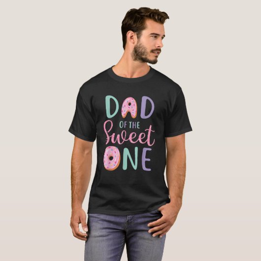 Dad of The Sweet One First Birthday Matching Famil T-Shirt (Vorne ganz)