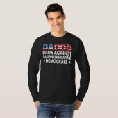 Dadde Vater gegen Tochter Verabredete Demokraten R T-Shirt (Vorne ganz)
